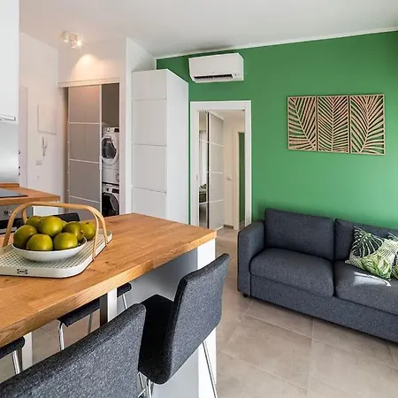 Marina Apartment *