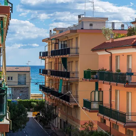 Marina Apartamento *